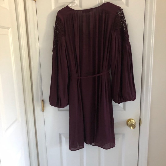 Loft Dress - Picture 2 of 4